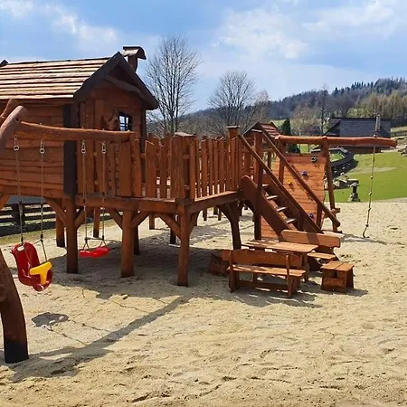 Chalet Groń-kameralny Z Jacuzzi W Górach-osada Jaworzyny Tokarnia (Lesser Poland)