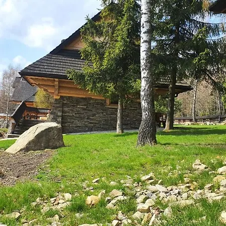 Osada Jaworzyny Gron Z Jaskinia Tokarnia (Lesser Poland)